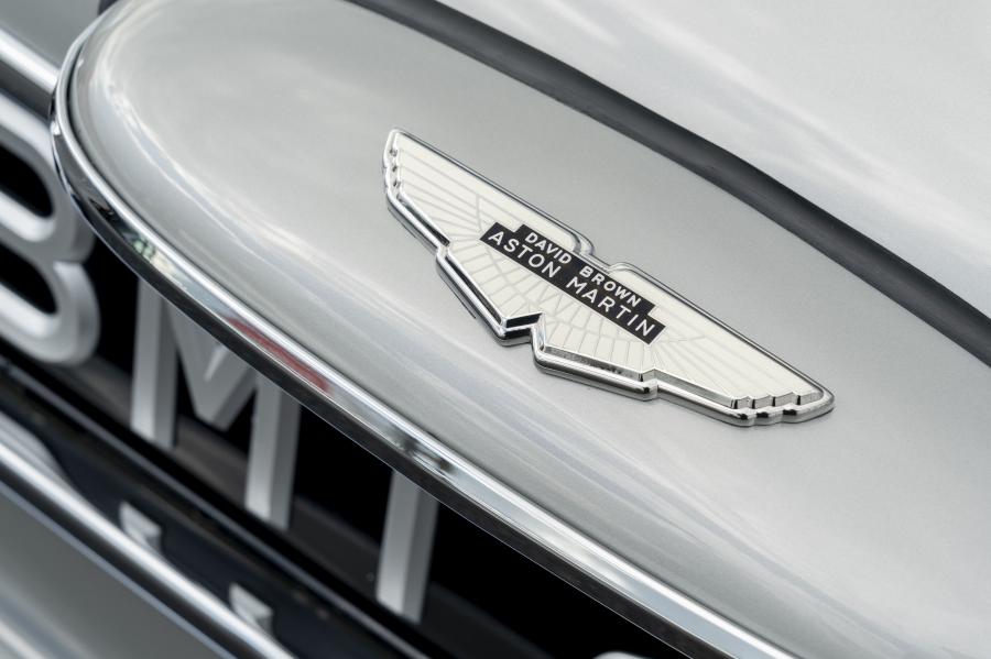 Логотип Aston Martin DB5 Goldfinger Continuation 2020 года  (фото 24 из 40)